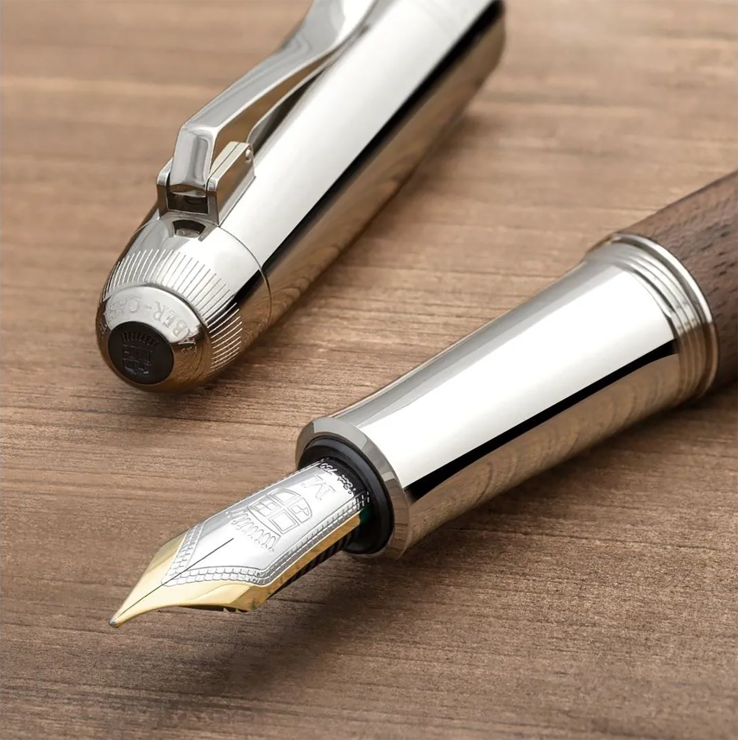 Graf von Faber Castell Magnum Walnut Fountain Pen - Pencraft the boutique