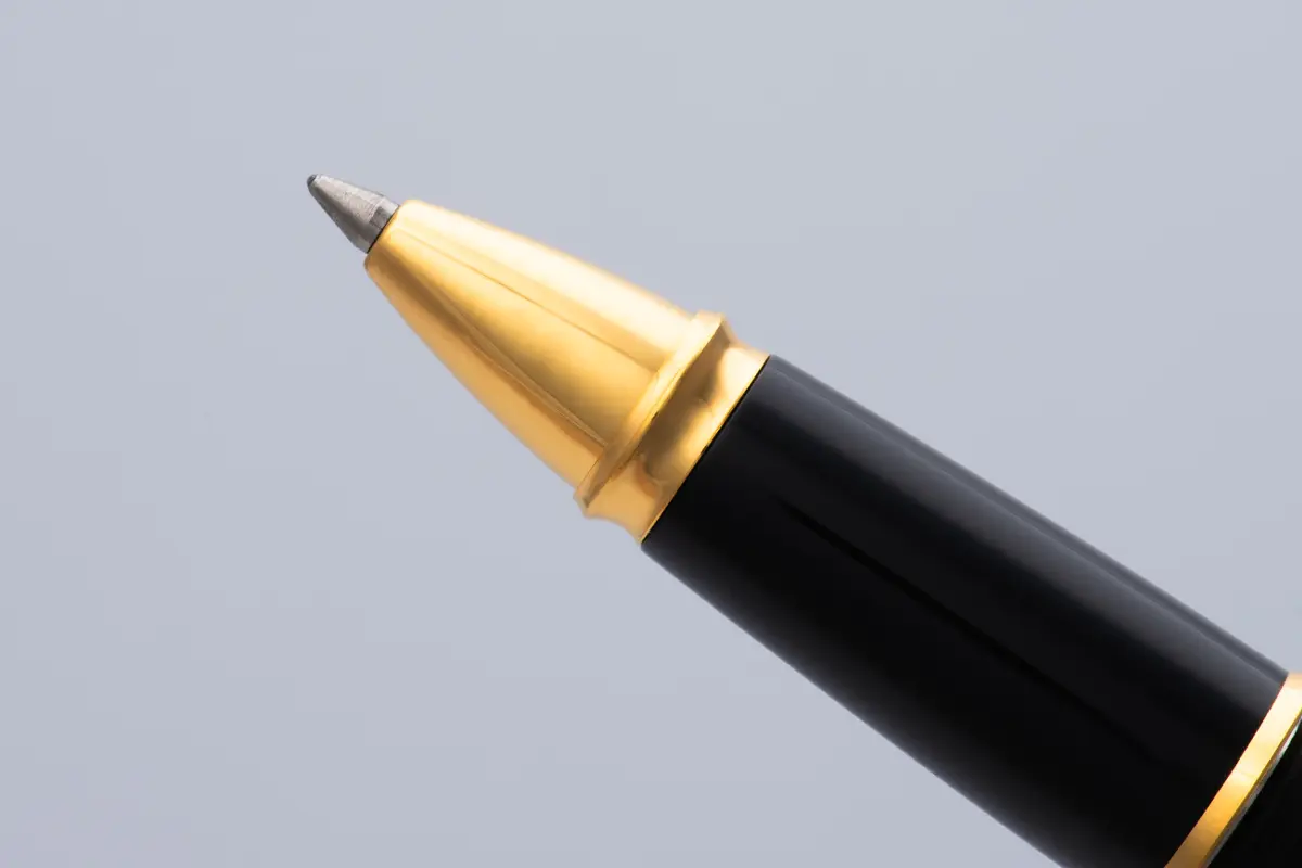 Diplomat Excellence A2 Black Gold Trim Rollerball - Pencraft the boutique