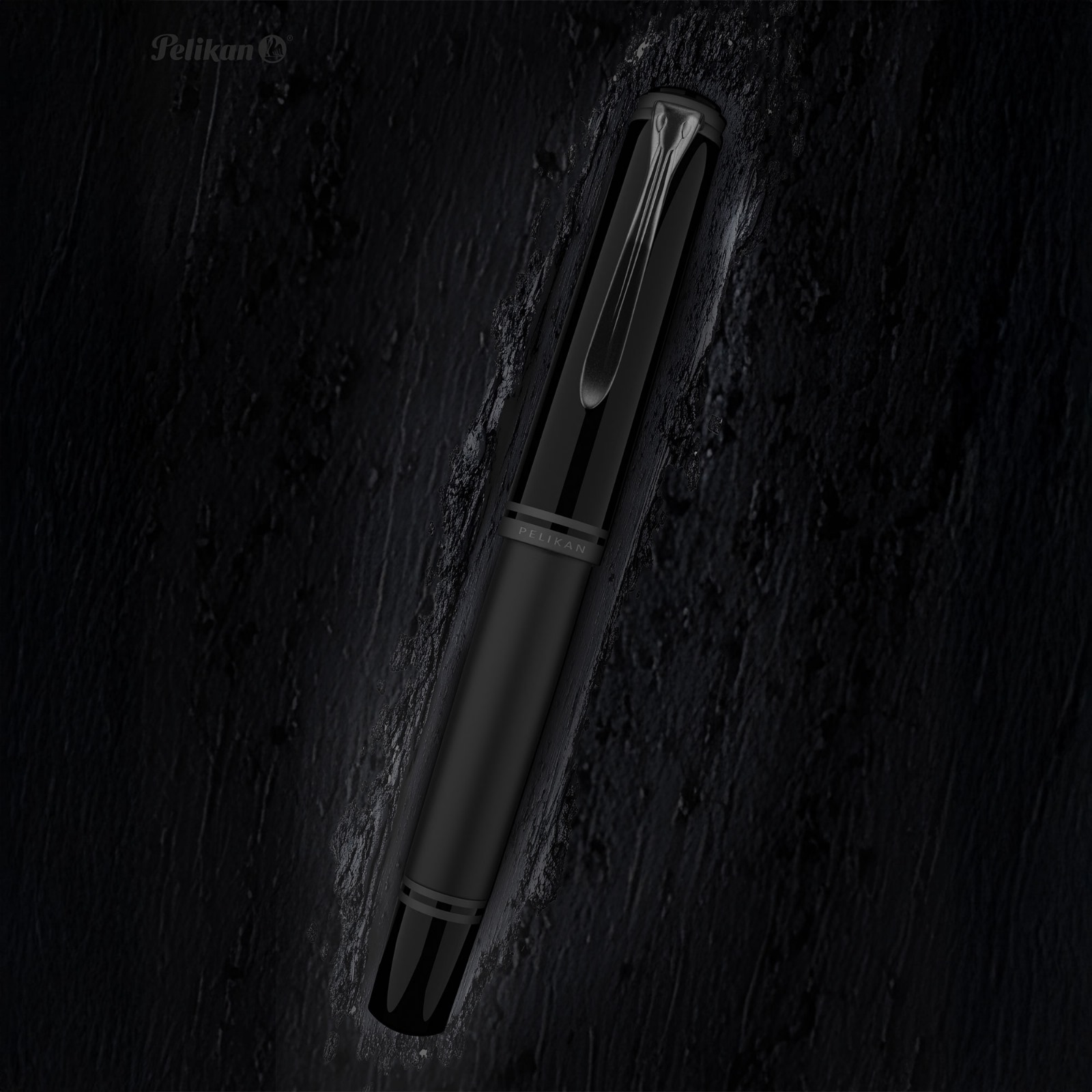 Pelikan Souverän M809 Black Matte Fountain Pen