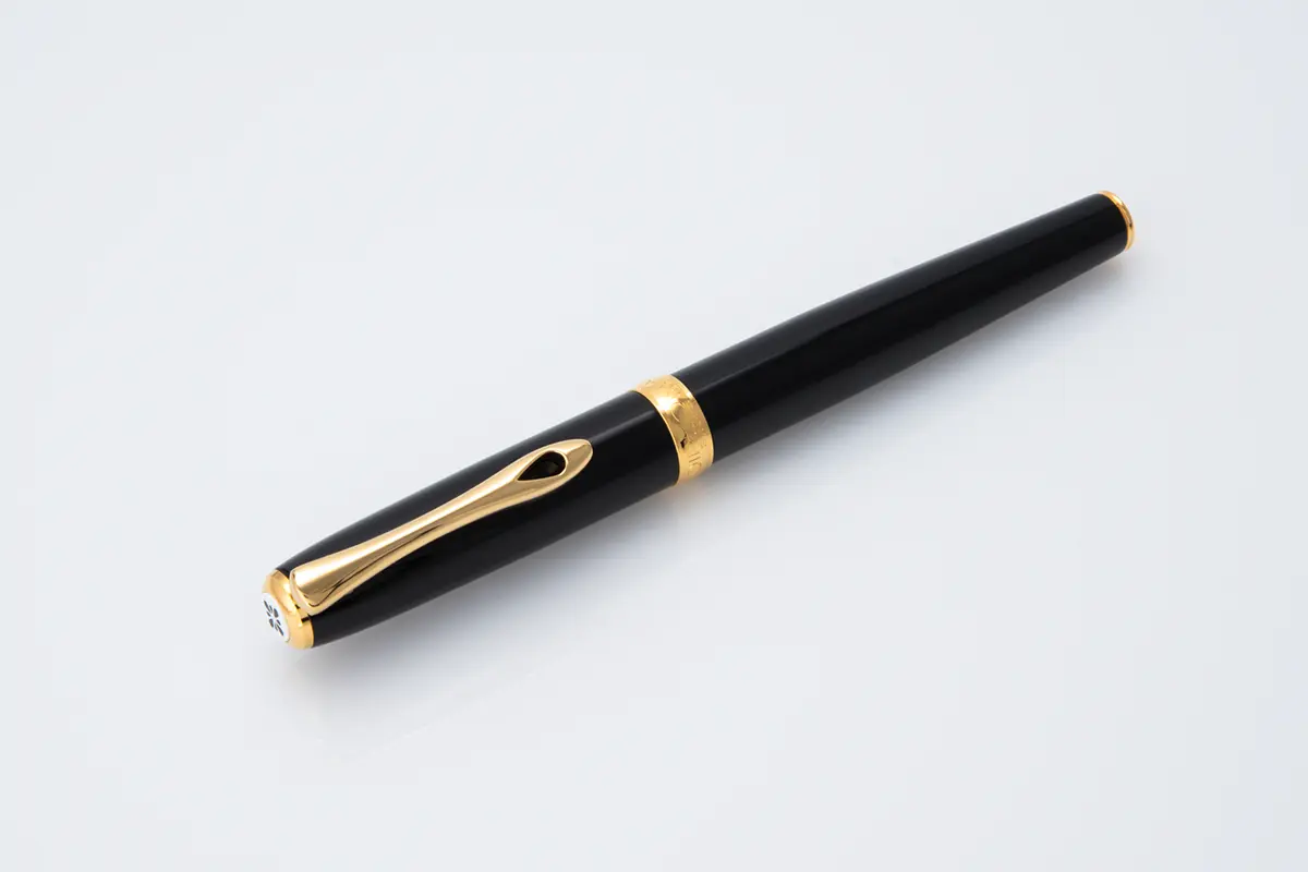 Diplomat Excellence A2 Black Gold Trim Fountain Pen - Pencraft the boutique
