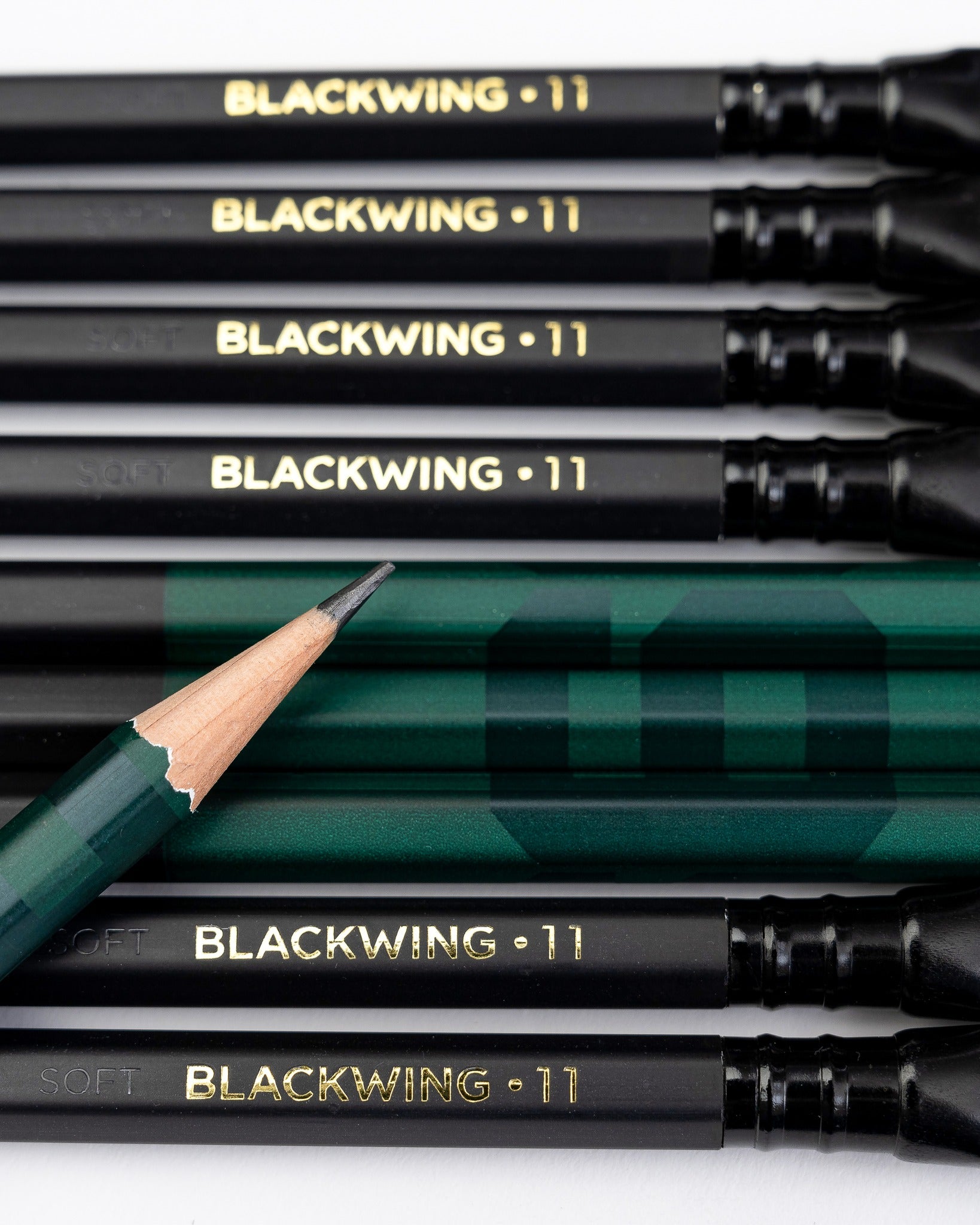 Blackwing Volume 11 Bill Russell